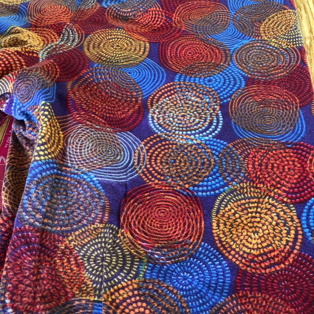 LuLaroe Colorful Circle Leggings - O/S